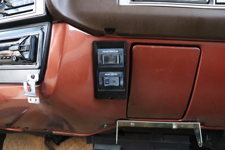 54009865bfcbf low res 1986 chevrolet suburban c20