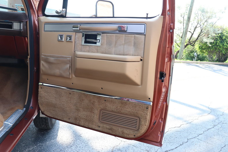 540235b6a087e low res 1986 chevrolet suburban c20