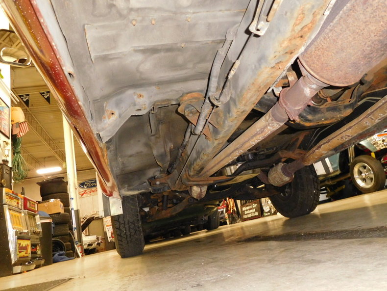 54050bbce7de0 low res 1986 chevrolet suburban c20