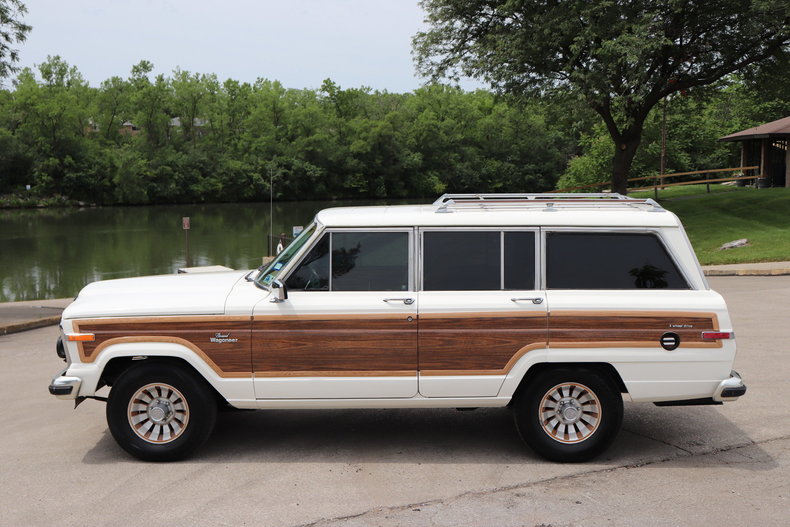 54070bd04dde2 low res 1985 jeep grand wagoneer