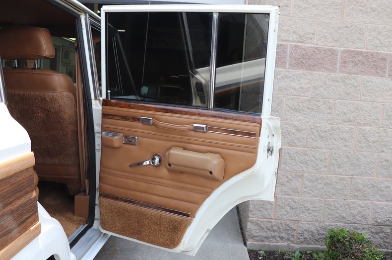 541333ababd98 low res 1985 jeep grand wagoneer