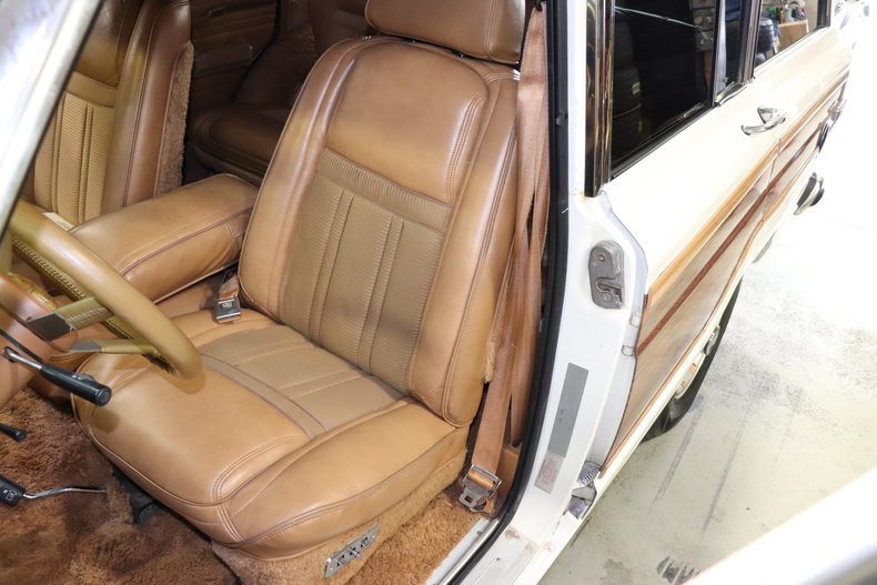 5624896617602 low res 1985 jeep grand wagoneer