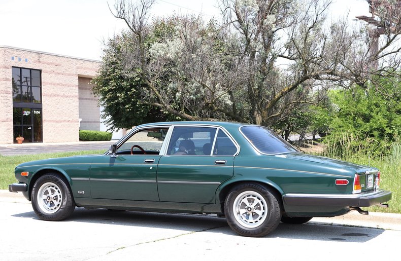 541896355548c low res 1987 jaguar xj6