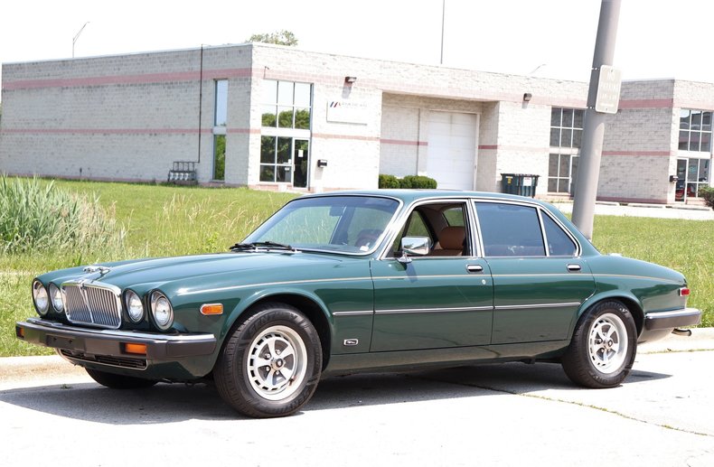 54190039ac561 low res 1987 jaguar xj6