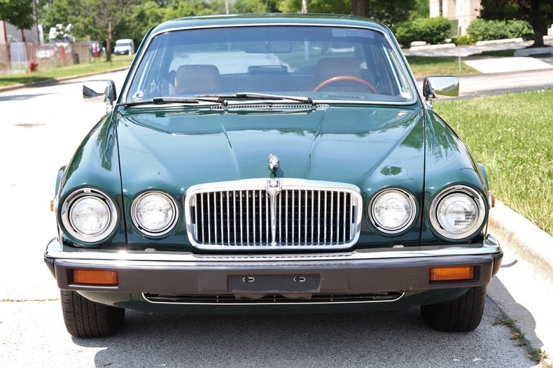 541981caedac8 low res 1987 jaguar xj6