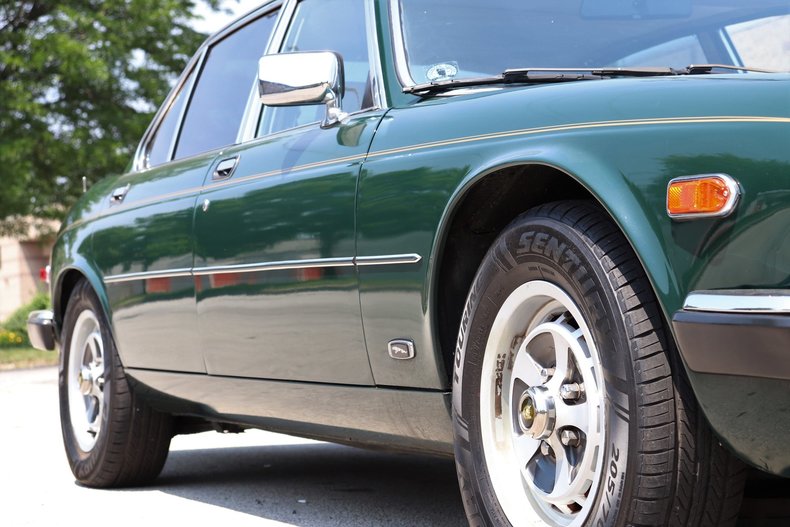 542031bb0f824 low res 1987 jaguar xj6