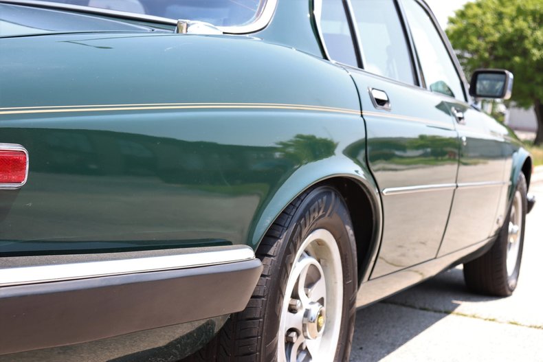 5421142e2aba6 low res 1987 jaguar xj6