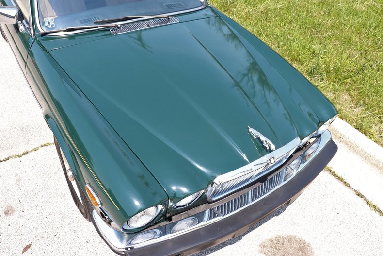 542156fd6d8f7 low res 1987 jaguar xj6