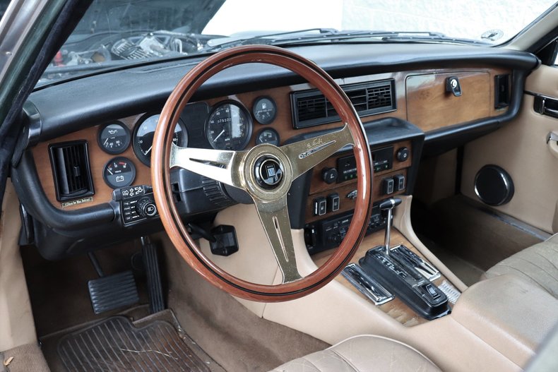 5422735011fe1 low res 1987 jaguar xj6