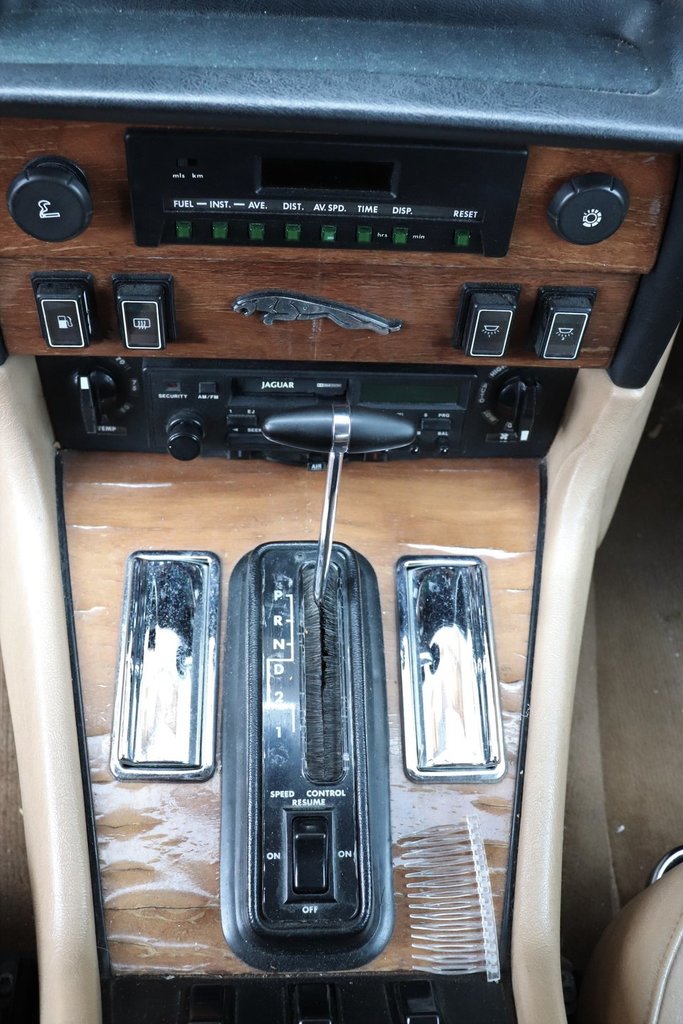 5423097d7268d low res 1987 jaguar xj6