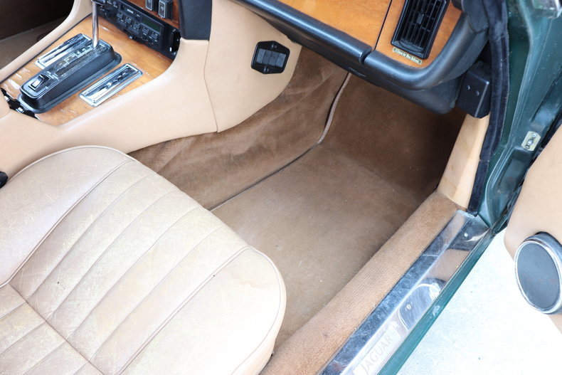 542409df5cca8 low res 1987 jaguar xj6