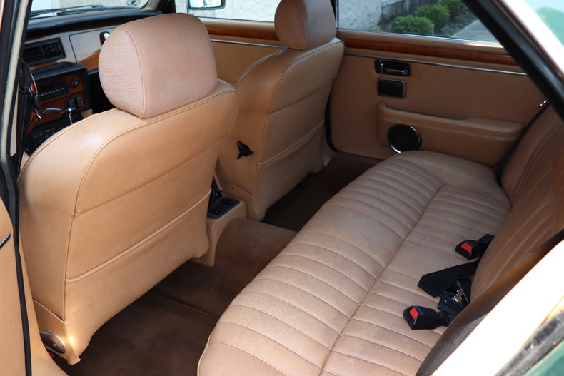 542496585e711 low res 1987 jaguar xj6