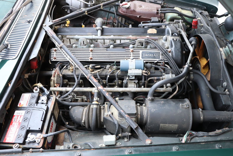 542607bdcc0e1 low res 1987 jaguar xj6