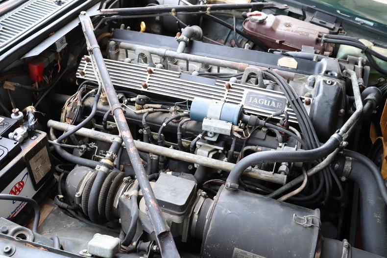 54261981a6707 low res 1987 jaguar xj6