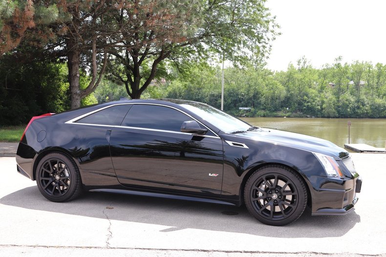 54355adbc5f29 low res 2012 cadillac ctsv