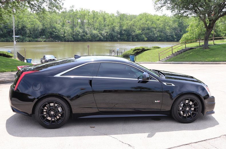 54357e5d96893 low res 2012 cadillac ctsv