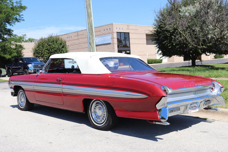 54845e1d28c30 low res 1961 oldsmobile starfire