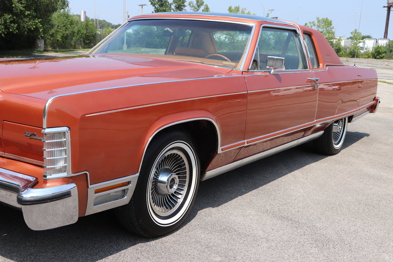 5631508261fe2 low res 1977 lincoln continental town coupe