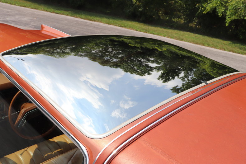 563237d8908b4 low res 1977 lincoln continental town coupe