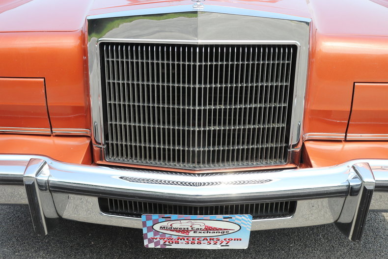 56332b1b8b235 low res 1977 lincoln continental town coupe