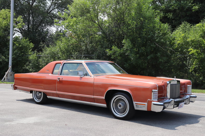 5634119db8139 low res 1977 lincoln continental town coupe