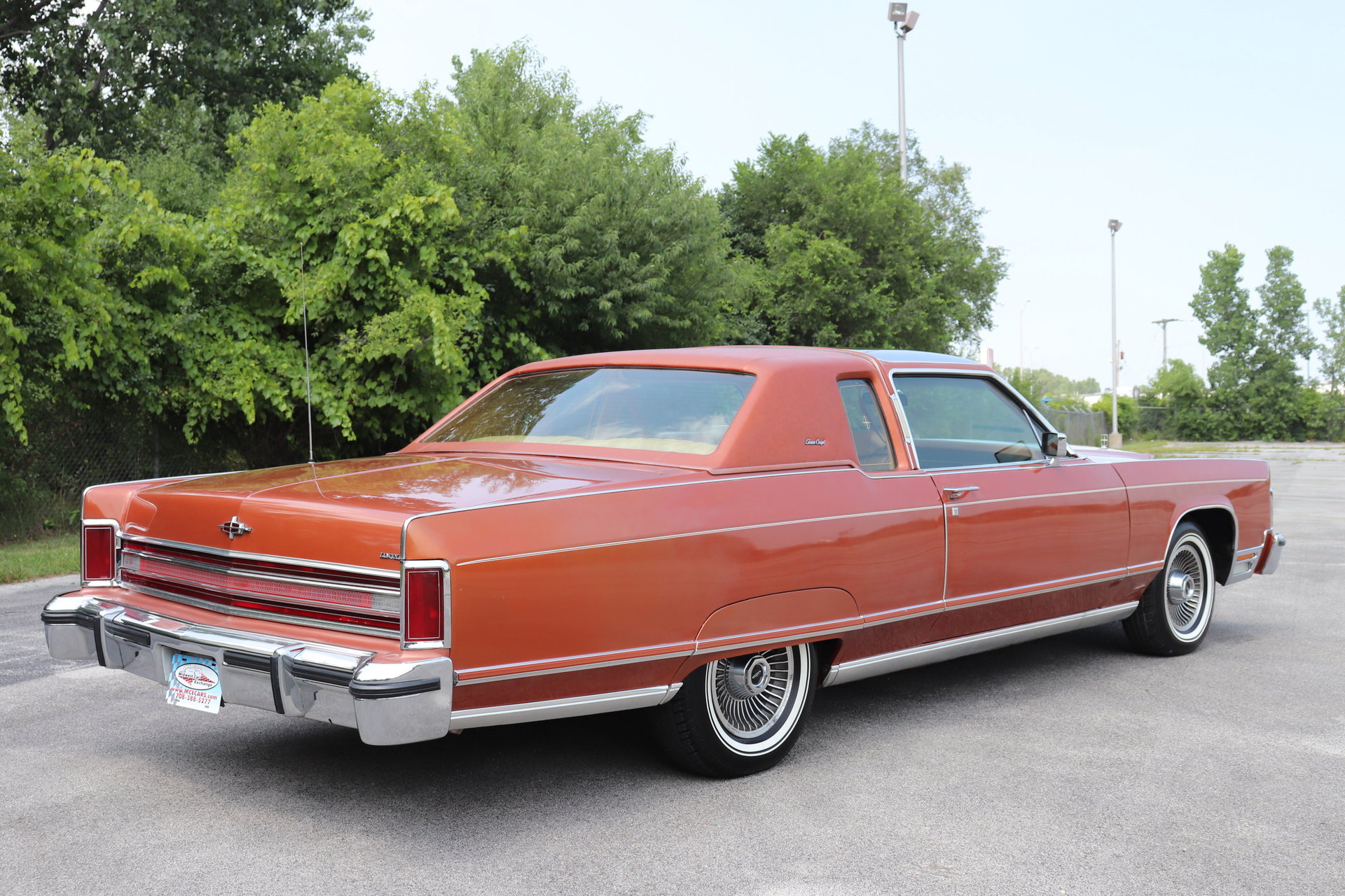 Lincoln continental 1977