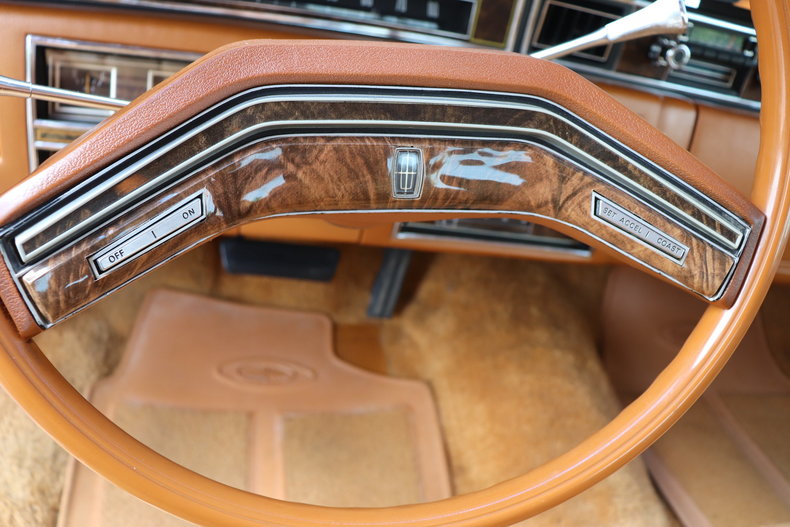 56370c40039a8 low res 1977 lincoln continental town coupe