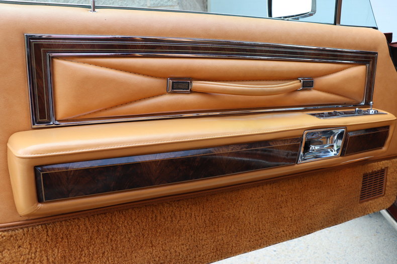 5639401ae971a low res 1977 lincoln continental town coupe