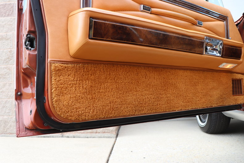 56395e12960ff low res 1977 lincoln continental town coupe