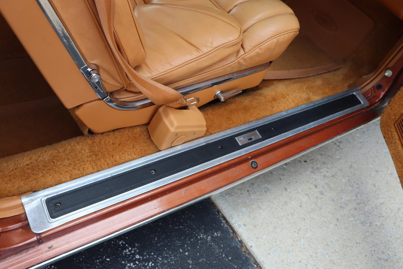 56402f4d31808 low res 1977 lincoln continental town coupe