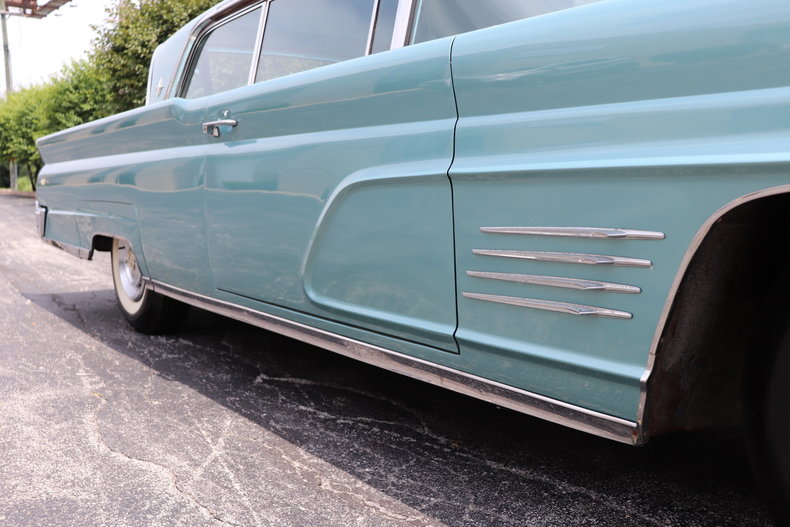 551864b03554a low res 1960 lincoln continental mark v