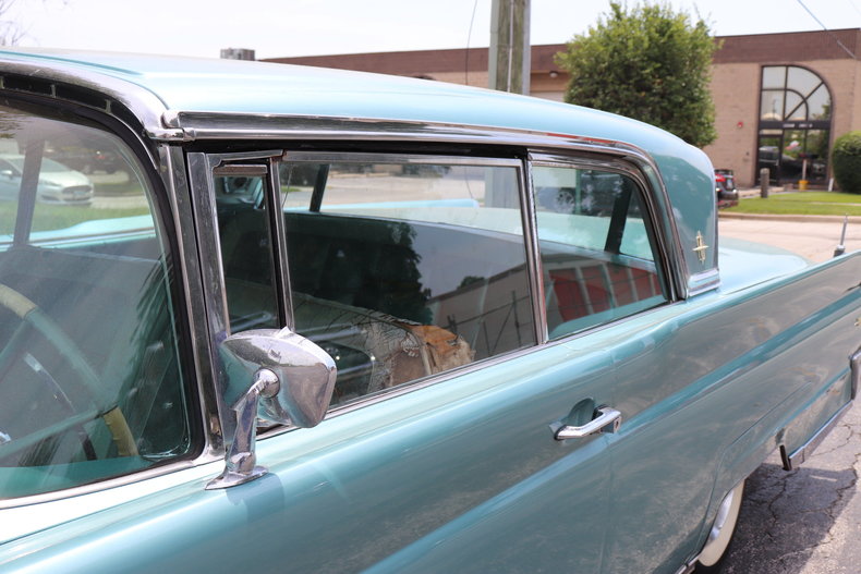 55212e2922703 low res 1960 lincoln continental mark v