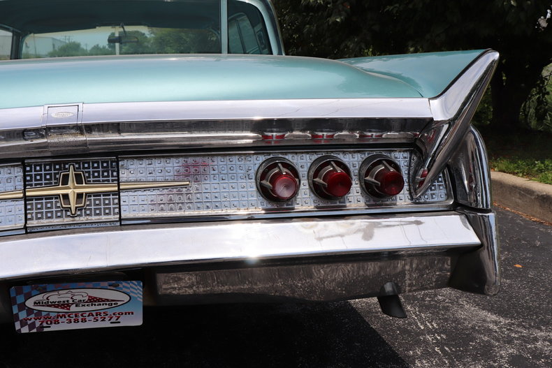 55225bf264753 low res 1960 lincoln continental mark v