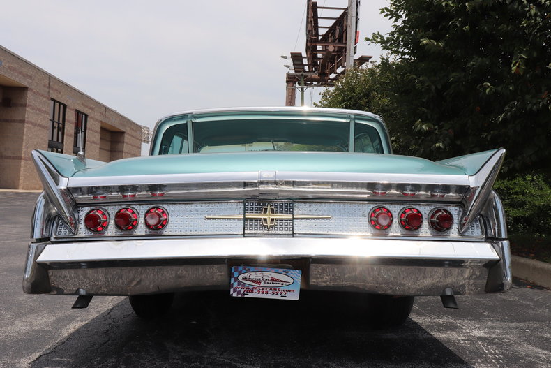 5522712d1e206 low res 1960 lincoln continental mark v