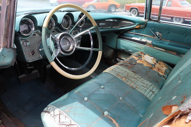 55241b5002189 low res 1960 lincoln continental mark v