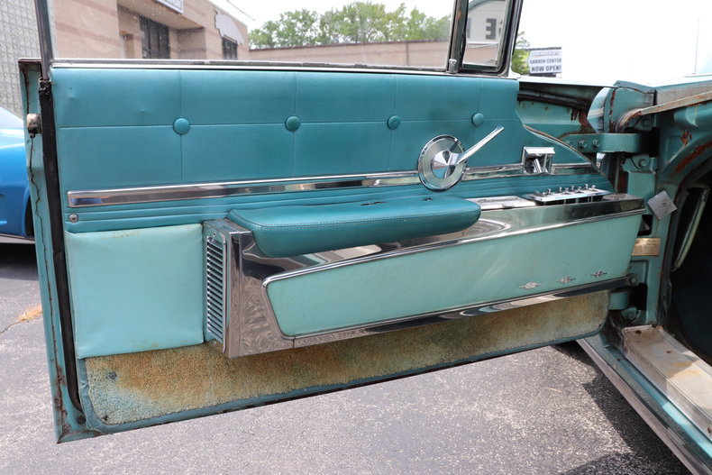 55257042ff3ef low res 1960 lincoln continental mark v