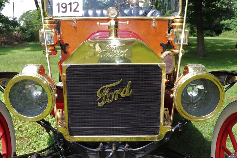 555276fa99888 low res 1912 ford model t four door touring