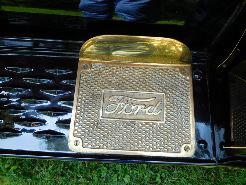 558830fbd605a low res 1912 ford model t four door touring