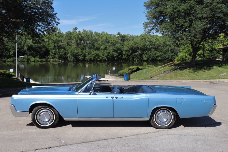 554207b3a4d96 low res 1967 lincoln continental