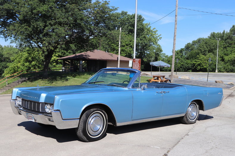 5542328d2b8d0 low res 1967 lincoln continental