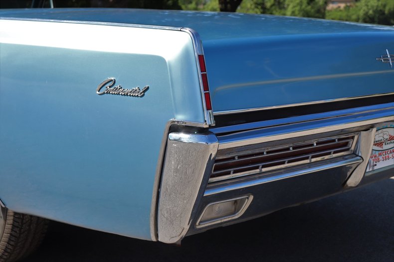 55428c45844ca low res 1967 lincoln continental