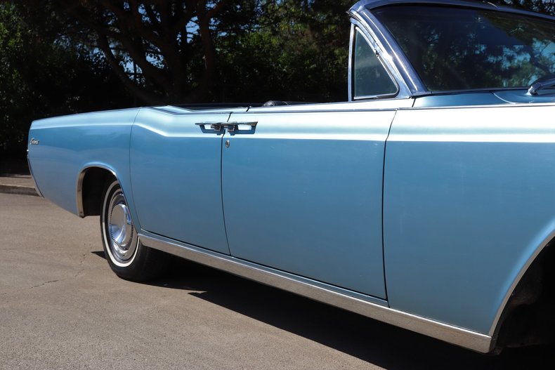 554539c3e82ca low res 1967 lincoln continental