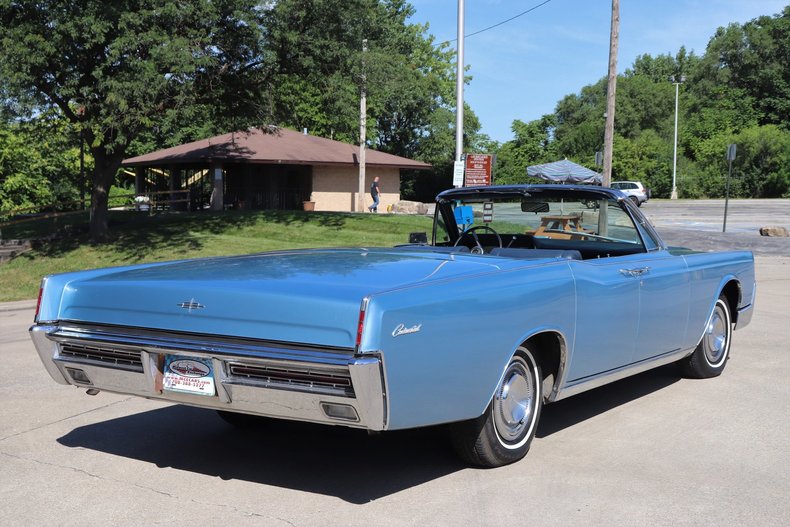 554614680c9d8 low res 1967 lincoln continental