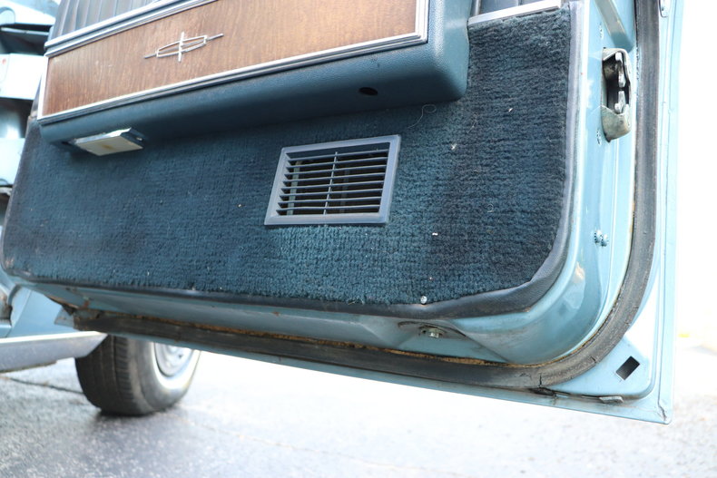 554962e96c0ed low res 1967 lincoln continental