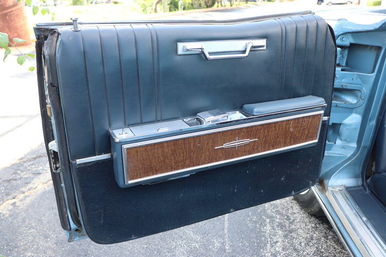 55500fb5ae8b8 low res 1967 lincoln continental