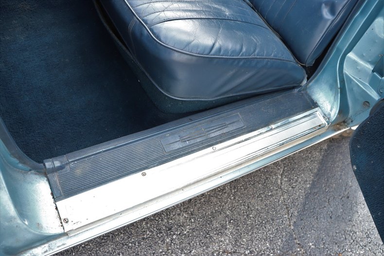 55507dc071965 low res 1967 lincoln continental