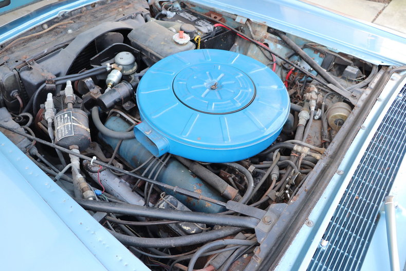 55514139f6e25 low res 1967 lincoln continental
