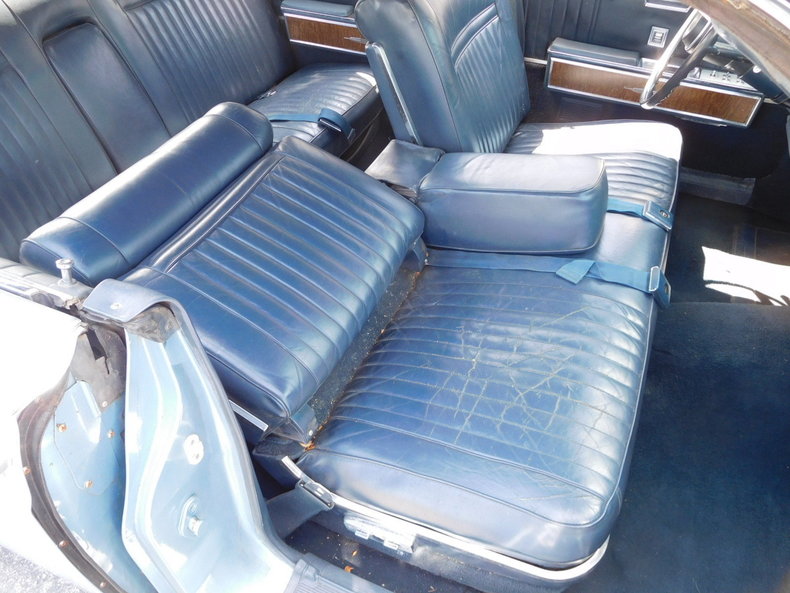 561217ed1366d low res 1967 lincoln continental convertible