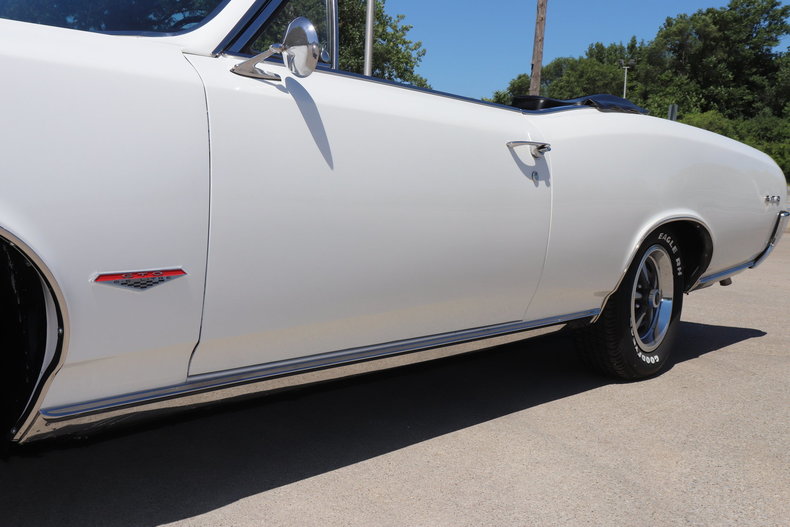 5584521821932 low res 1966 pontiac gto