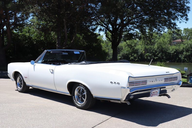 55851421ca85d low res 1966 pontiac gto